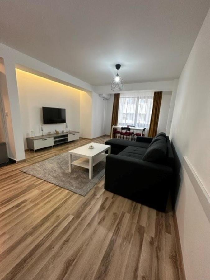Escape Lounge Apartment Craiova Exterior photo